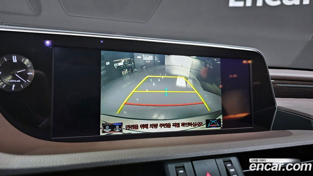 Lexus ES300h 7 Generation Luxury Plus (08.2020)