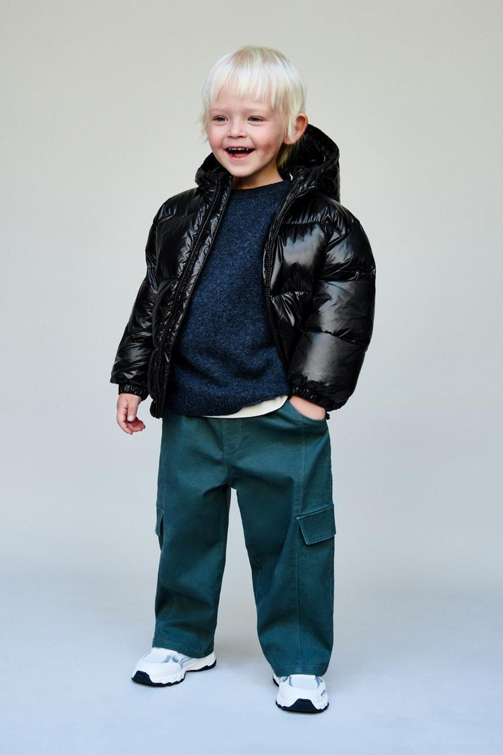 ZARA ПУХОВИК ИЗ ПЕРА И ПУХА С КАПЮШОНОМ WATER REPELLENT, ЧЕРНЫЙ