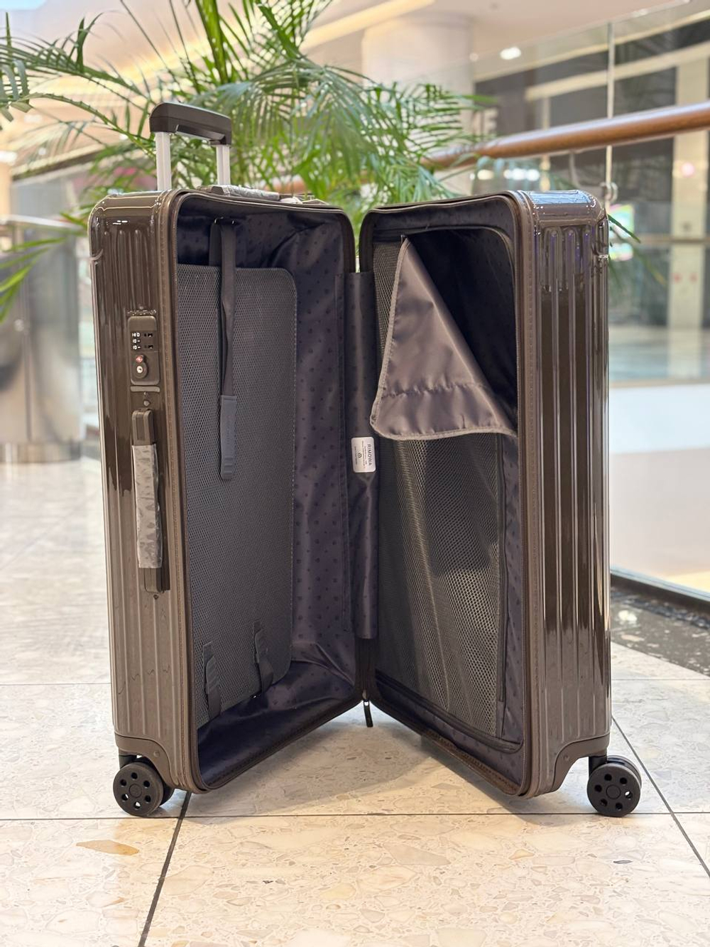 Чемодан Rimowa