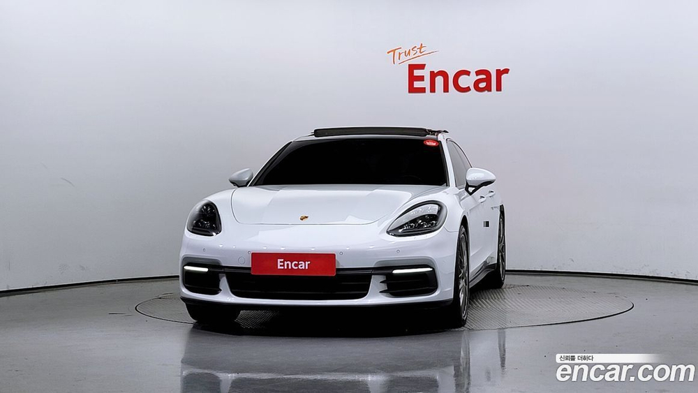 Porsche Panamera (971) 3.0 AWD (02.2020)