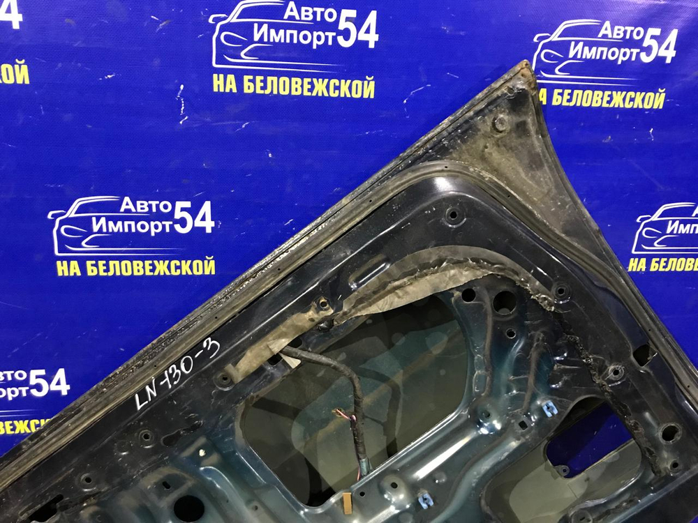 Дверь передняя левая TOYOTA HILUX SURF 1992