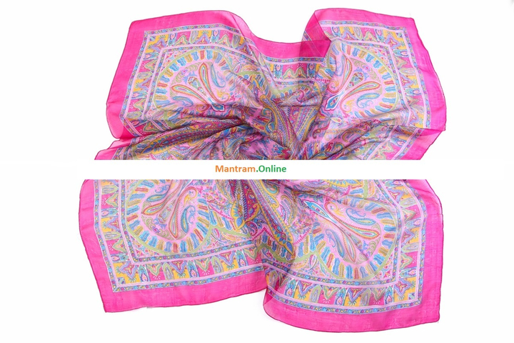 Платок материал Шелк 100% Плотный узор цвет зеленый синий желтый красный на розовом с малиновой каймой 100x100см.