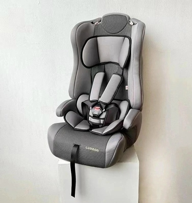 Автокресло + БУСТЕР с 9 месяцев до 36 кг