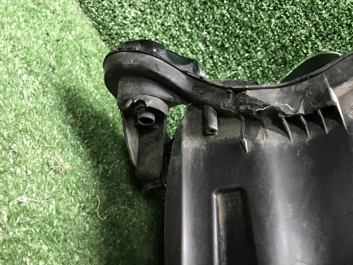 Битая Фара правая Mercedes E W213 (2020-2023) LED