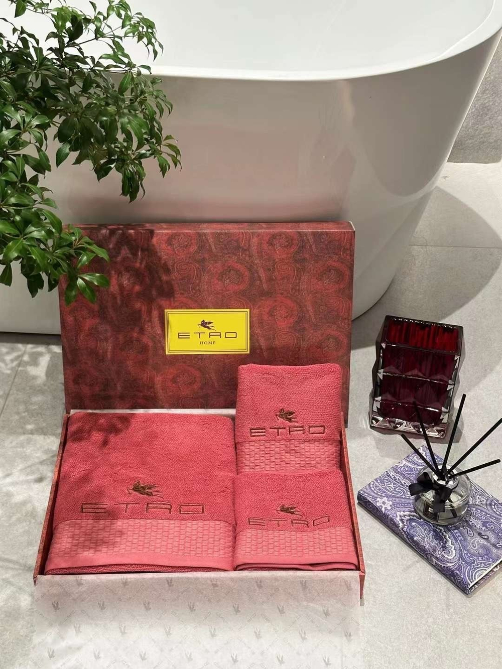 Набор из трех полотенец ETRO