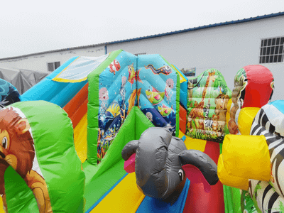 Коммерческий надувной батут "Царство зверей 3", 5x4x2.8 м