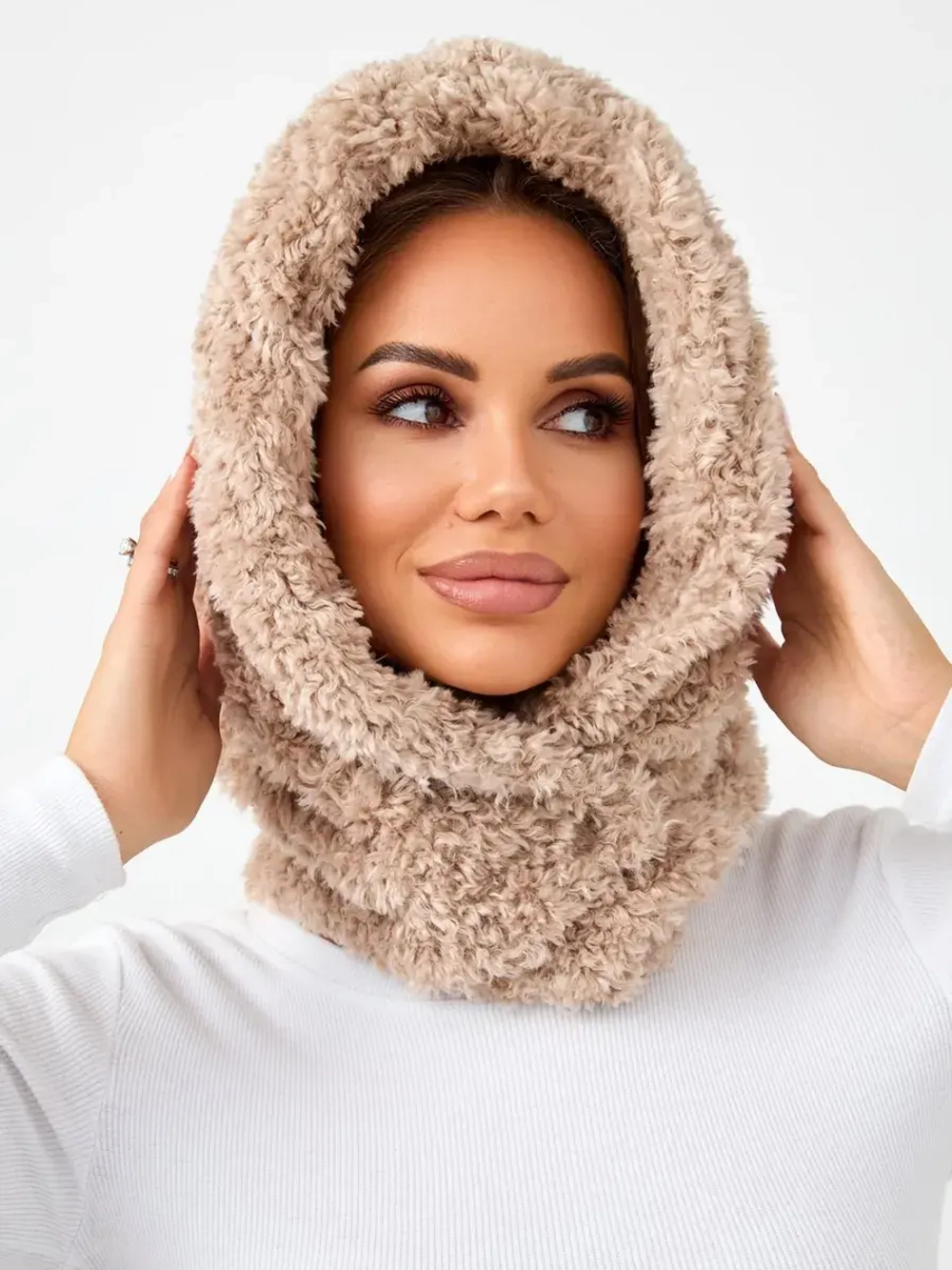 Капор зимний вязаный капюшон на флисе