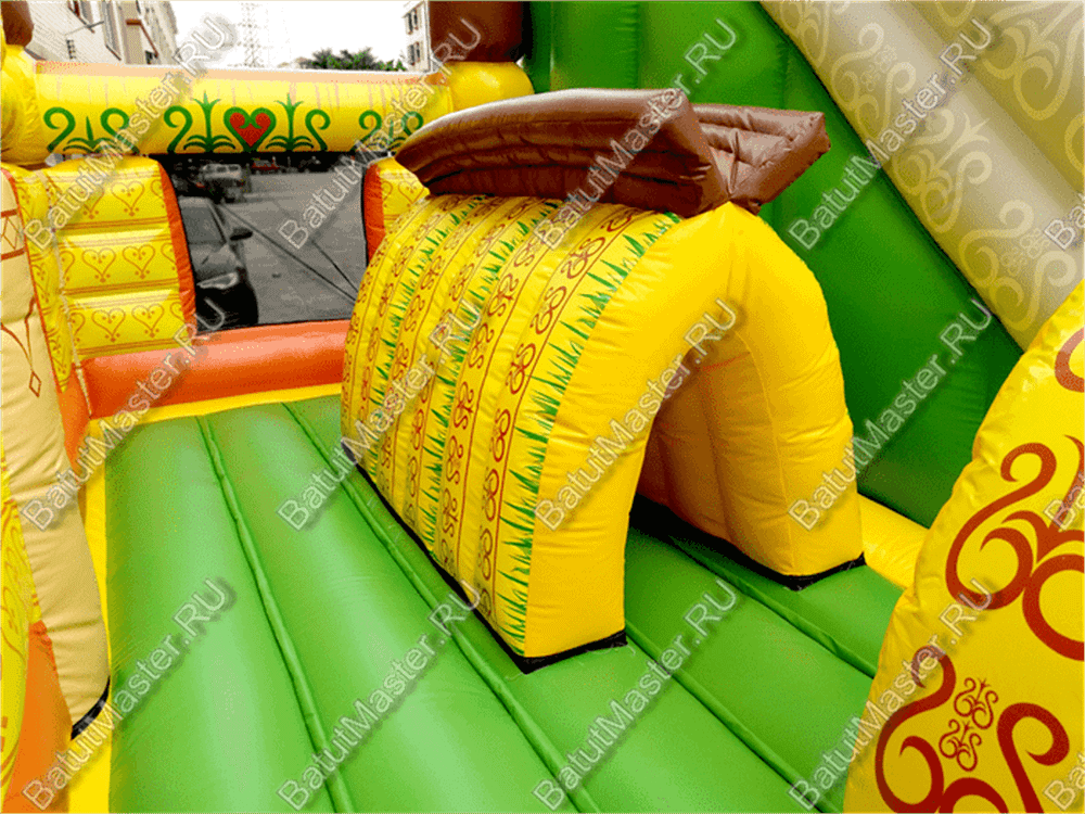 Коммерческий надувной батут "Нюргун Боотур"