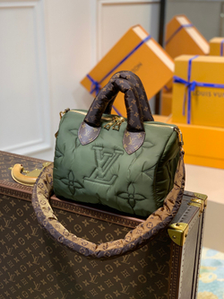 Louis Vuitton Speedy 25