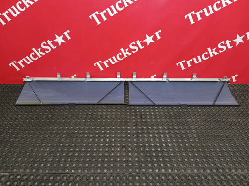 Солнцезащитная шторка 2017г.