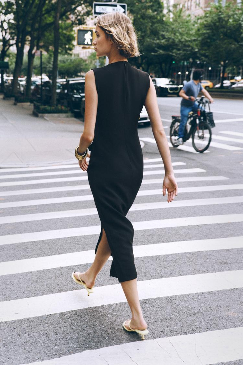 ZARA ПЛАТЬЕ-МИДИ ИЗ КРЕПА С ПОЯСОМ, ЧЕРНЫЙ