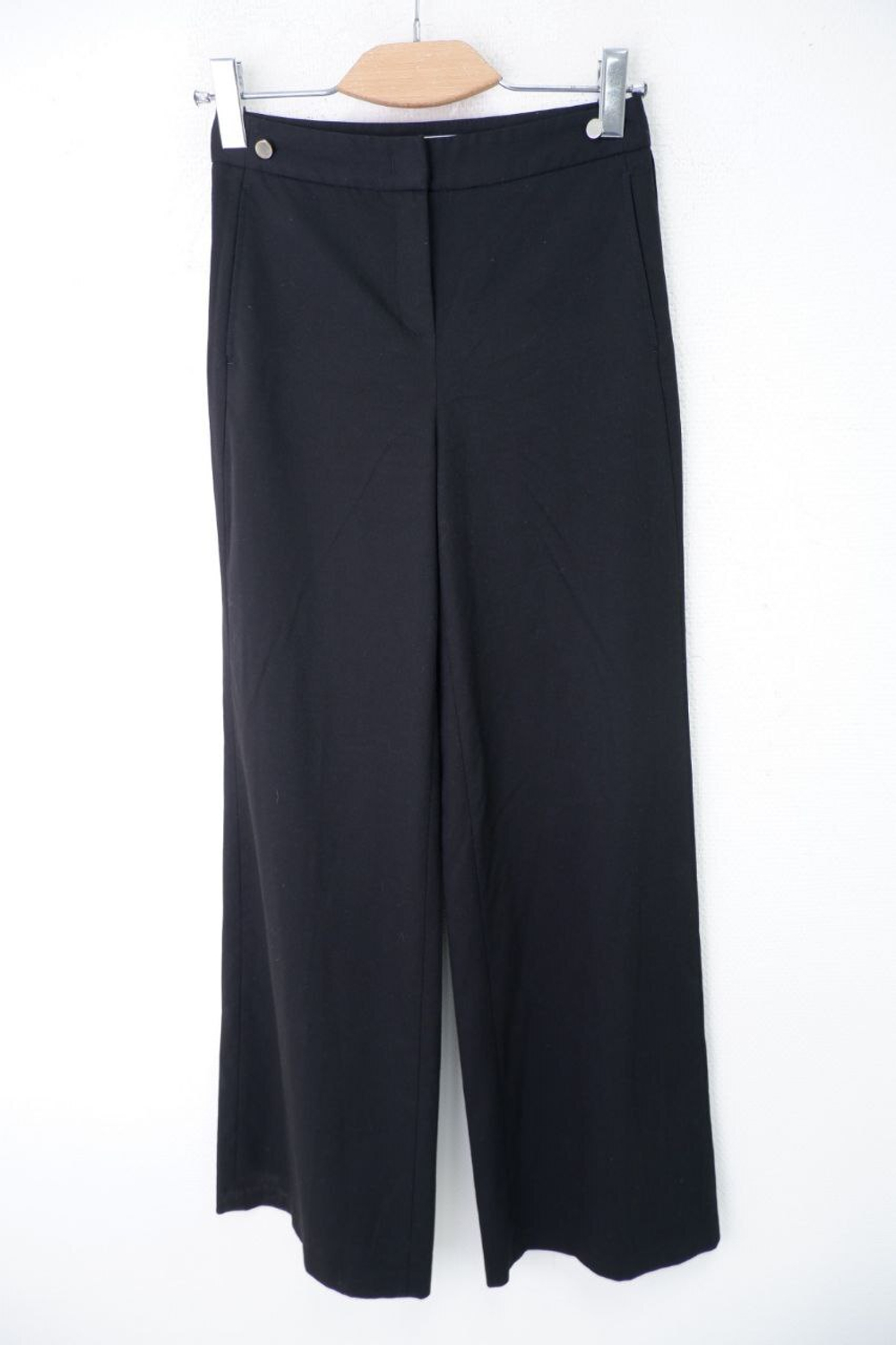 Брюки Calista черные 42 размер