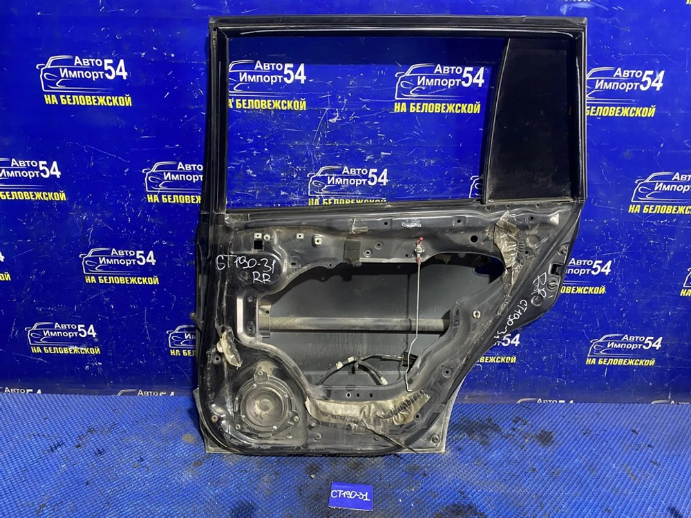 Дверь задняя правая TOYOTA CALDINA 1994