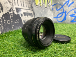 Canon EF 50mm 1.4 USM