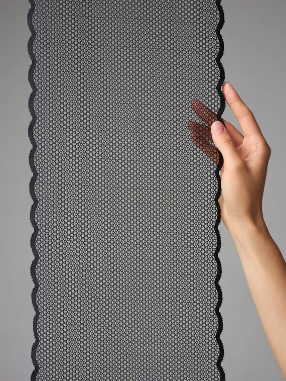 03-188 Кружево эластичное 22 см, черный 170