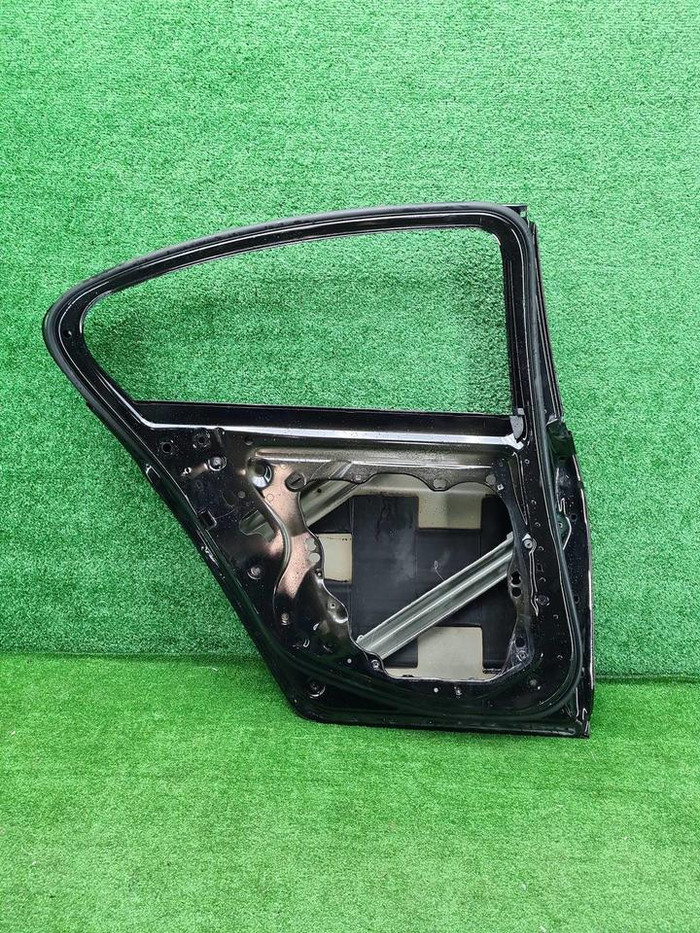 Дверь задняя левая BMW 5er G30 (2017-2023)