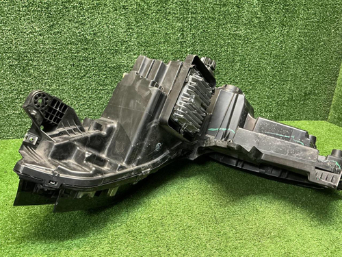 Фара правая Geely Atlas 2 (2023-н.в.) LED