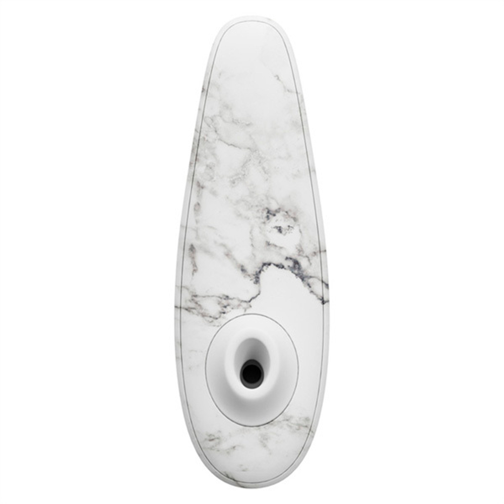 Мраморно-белый бесконтактный стимулятор для клитора Womanizer Classic 2 Marilyn Monroe White Marble WZ222SG2