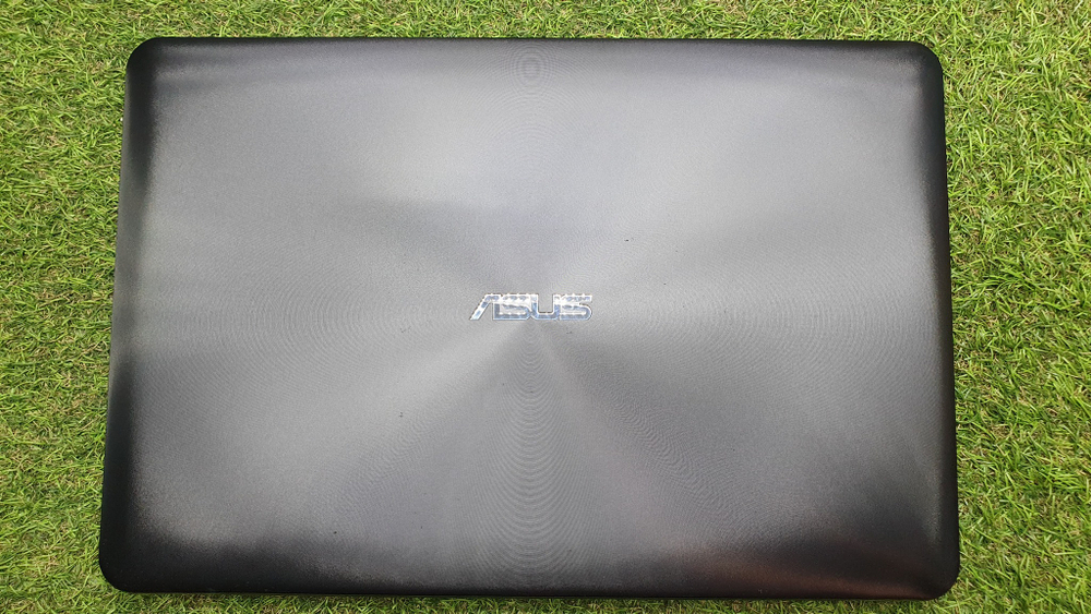 Ноутбук ASUS i5/4Gb/840M 2 Gb/X555LN-X0184D [90nb0642-m02990]/Windows 10