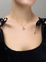 Колье с буквой