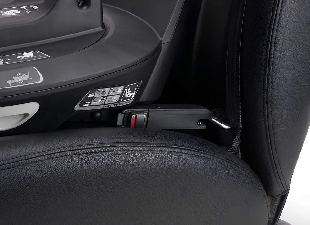 Автокресло Bugaboo Owl by Nuna с базой Isofix 360 Black