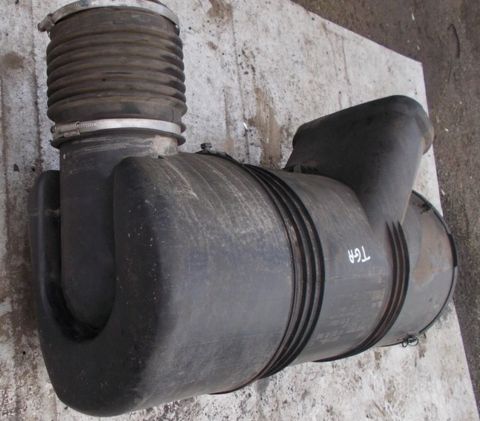 Корпус воздушного фильтра на МАН ТГА 81084006025 б.у.