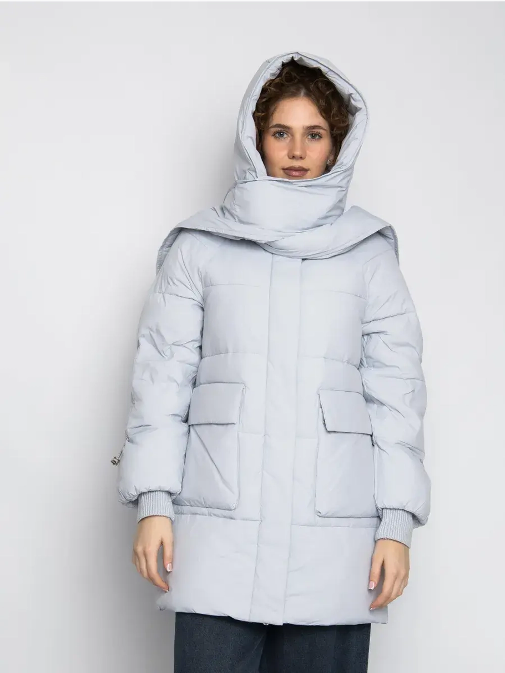 Куртка зимняя удлиненная с капюшоном