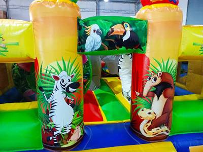 Детский надувной батут «Попугайчики» без горки, размер 3,5*3,5*2,5 м.