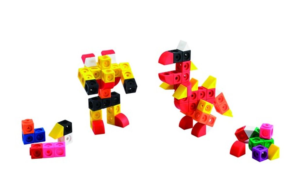 Математические кубики, 2 см (200 шт). Набор  с заданиями для конструирования.