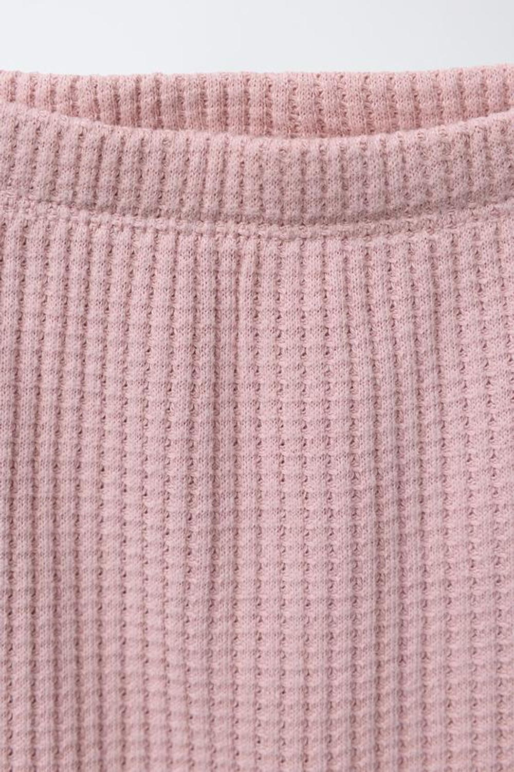 ZARA КОМПЛЕКТ ИЗ ФУТБОЛКИ И ПОЛЗУНКОВ С РЕЛЬЕФНЫМ УЗОРОМ, РОЗОВЫЙ