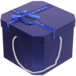 Коробка подарочная «Близкому человеку» 21*21*16 см, синий