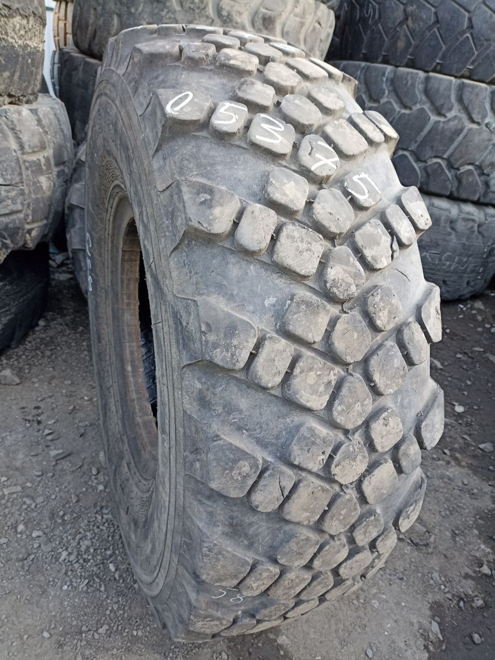 425/85R21 Kama 1260 шина б/у