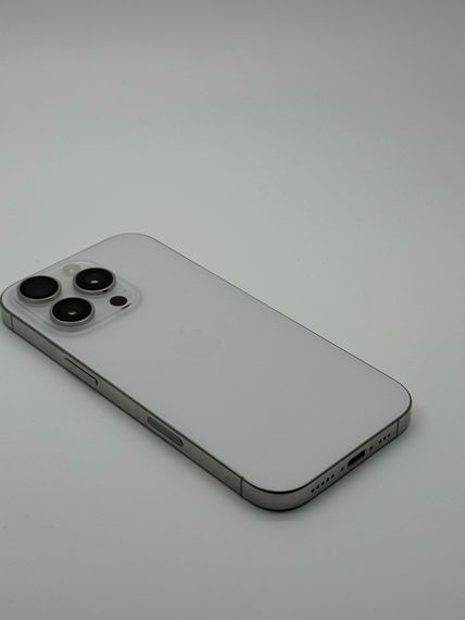 iPhone 16 Pro 256gb White Titanium
