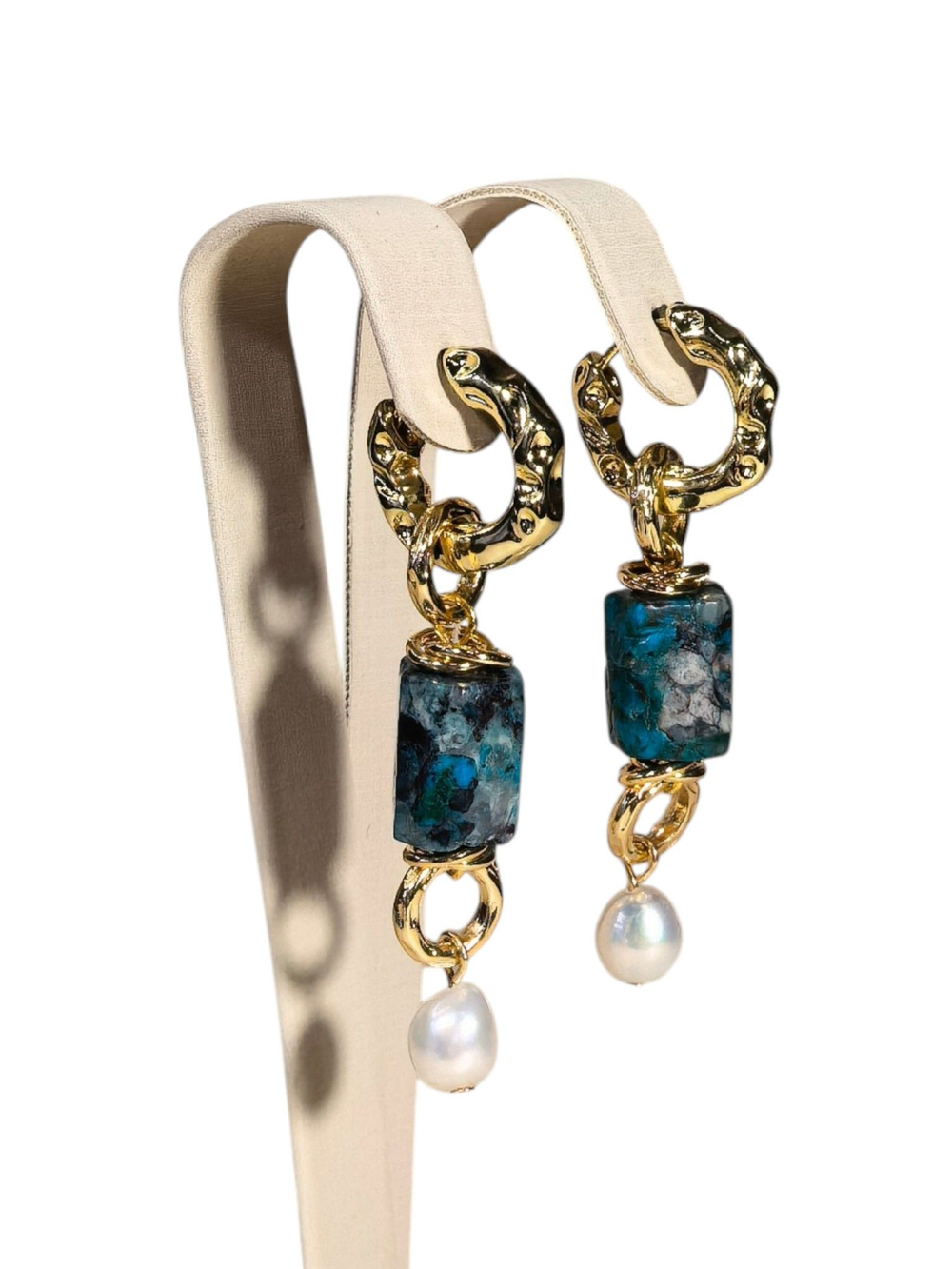 Серьги с хризоколлой и жемчугом