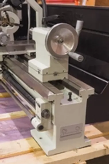 Широкоуниверсальный фрезерный станок STALEX MUF1600 Servo