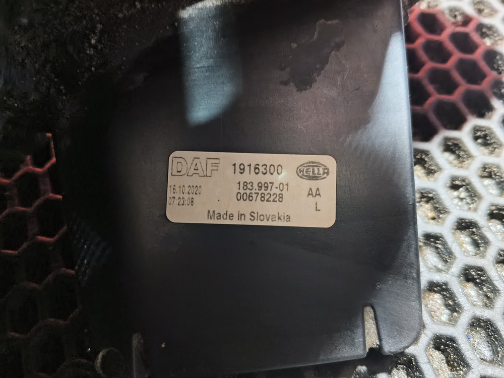 Фара левая 2020г