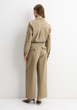 Комбинезон бежевый