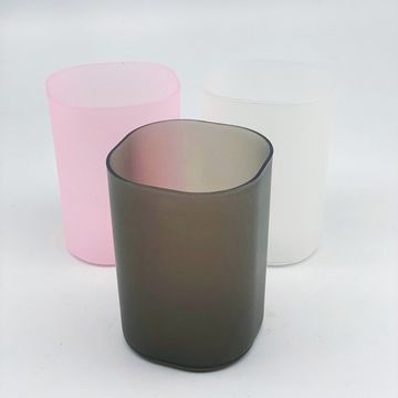 Стакан пластиковый. Черный, розовый, прозрачный