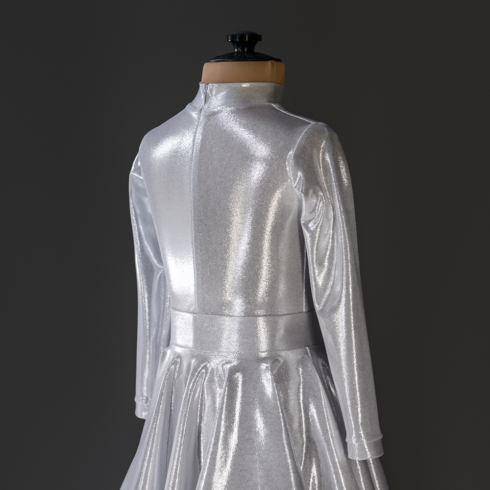 Платье с блеском