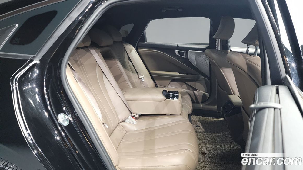 Kia K8 Hybrid Noblesse (05.2021)