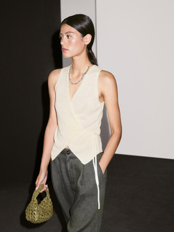 Massimo Dutti Жилет внахлест из мулине, ванильный