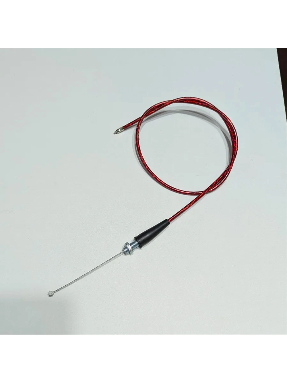 - Трос газа 970мм красный