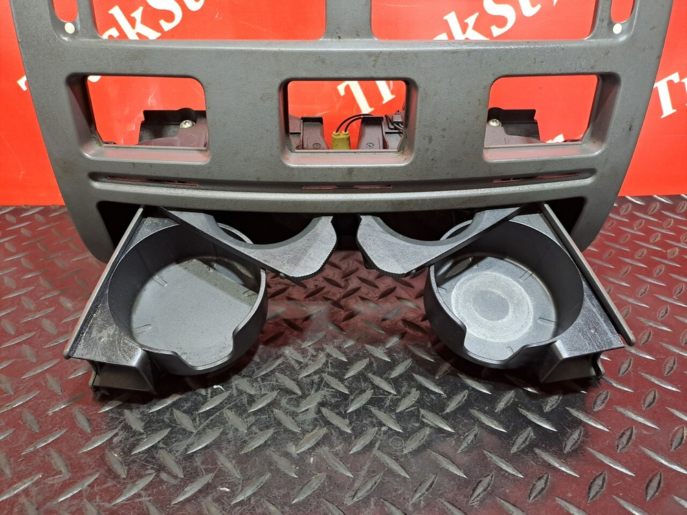 Консоль панели приборов 2018г.