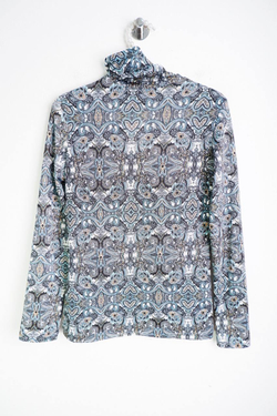 Джемпер Oodji с ярким принтом, маркировка М, визуально на 46 размер