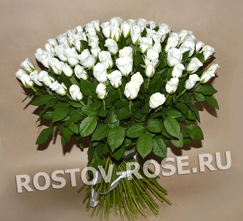 Букет 101 местная белая роза