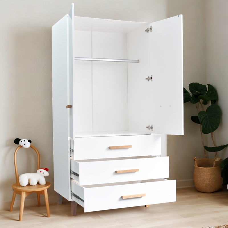 Шкаф распашной Чек двухдверный 3 ящика ЛДСП, дуб цвет белый