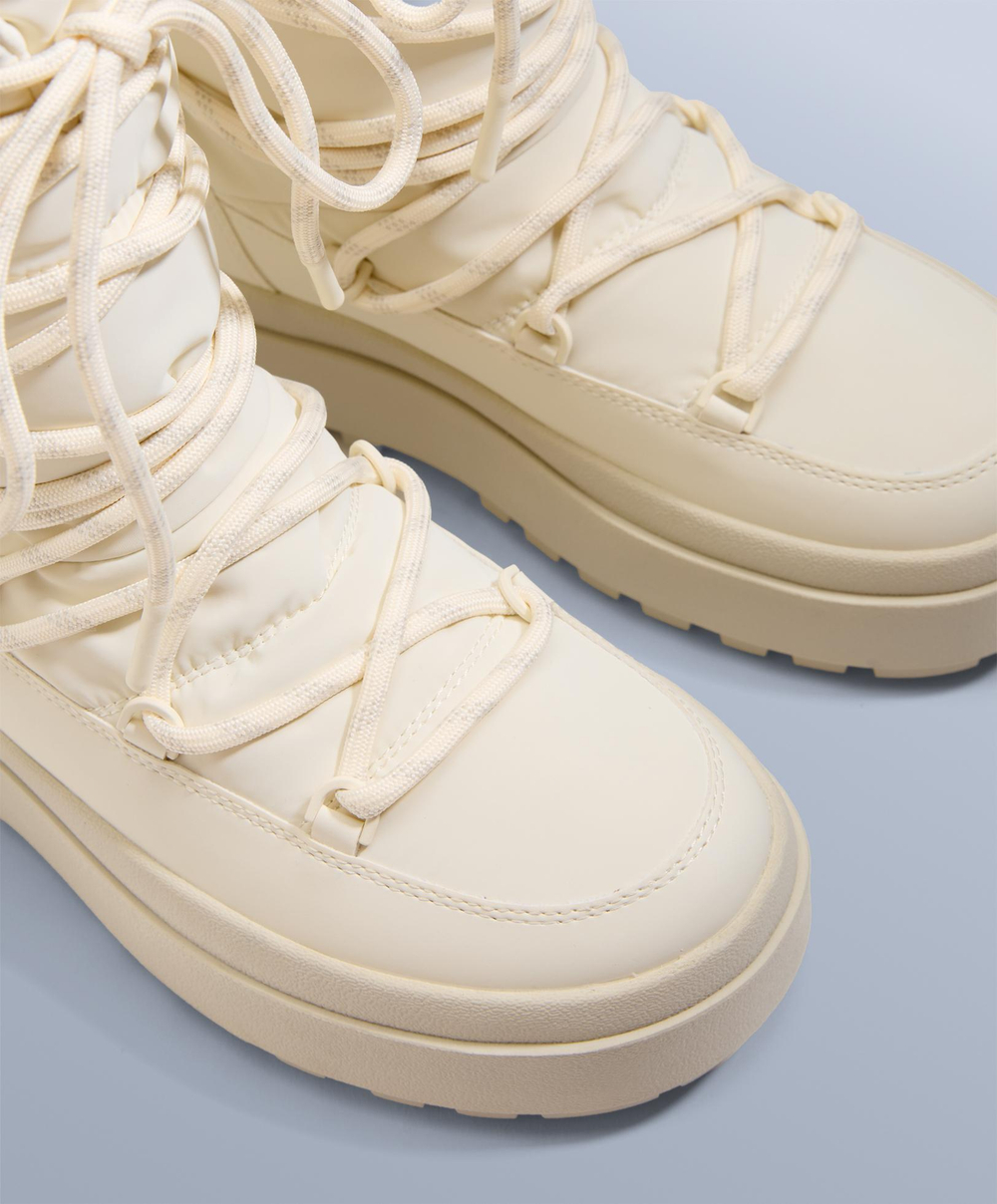 OYSHO Нейлоновые ботинки на шнуровке для après-ski, экрю