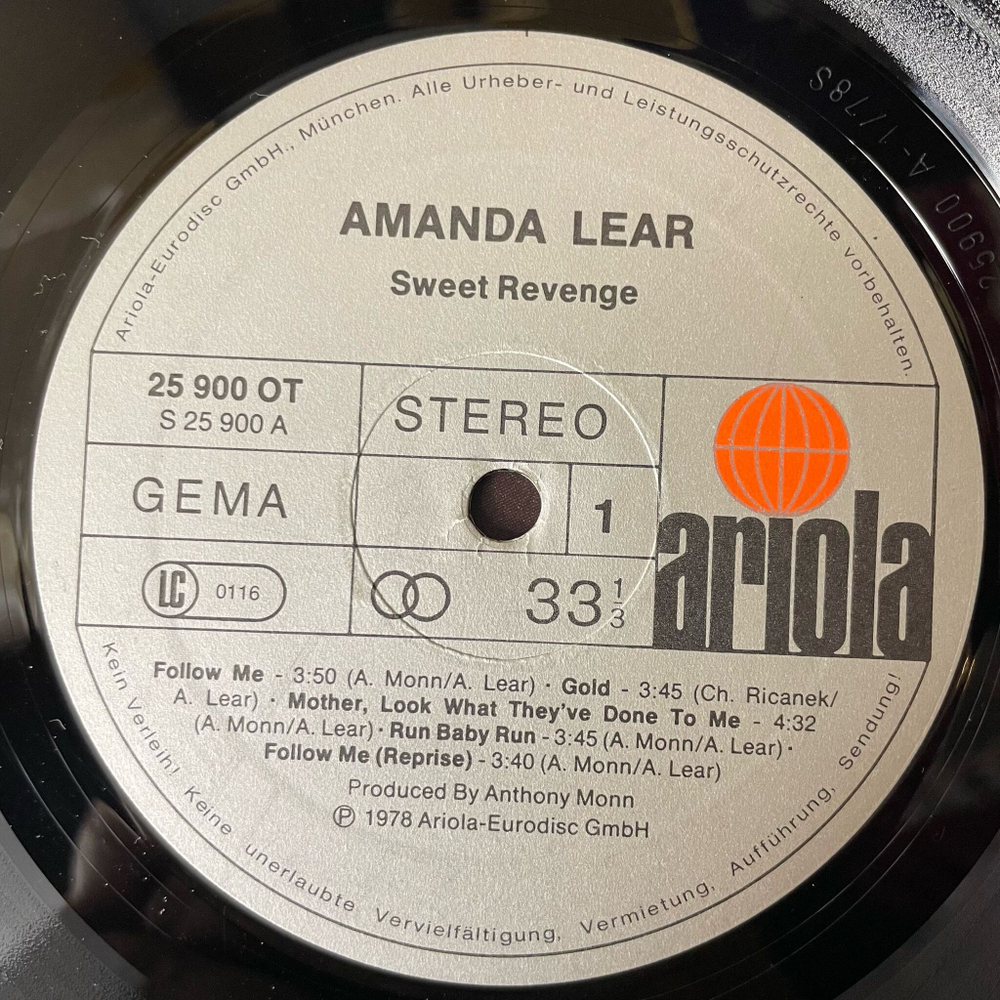 Винтажная виниловая пластинка LP Amanda Lear Sweet Revenge (Germany 1978) (Постер)