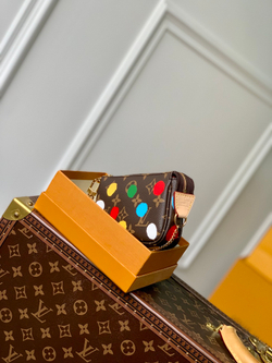 Louis Vuitton Mini Pochette Accessoires