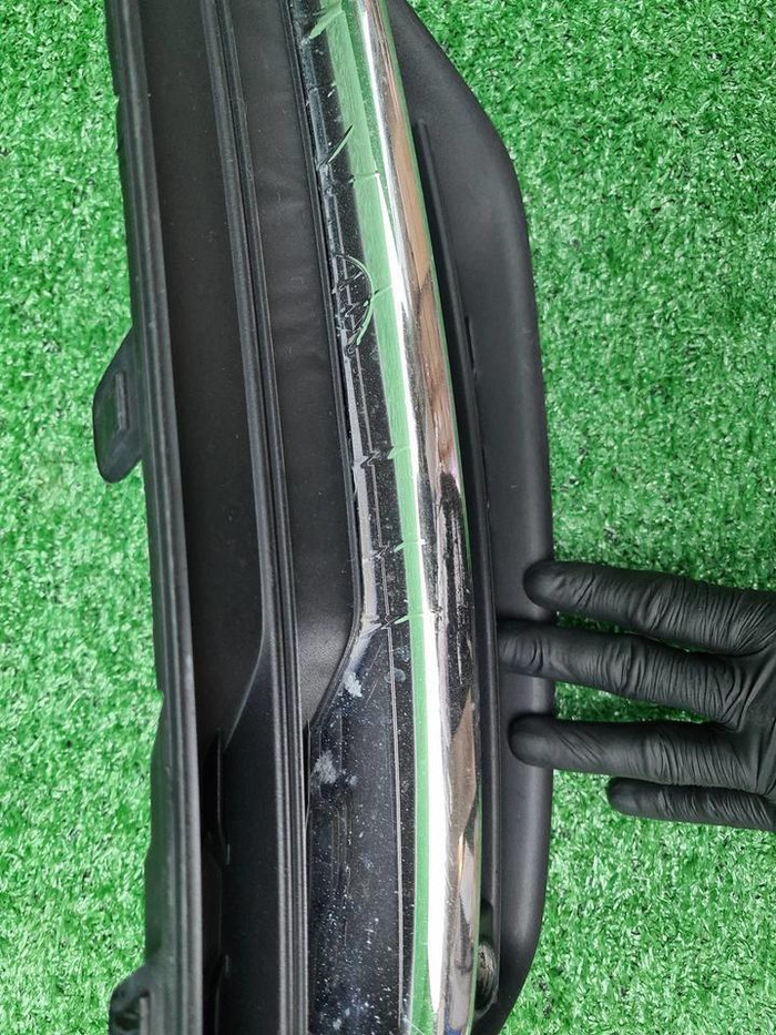 Решетка переднего бампера Volvo XC90 2 (14-19)